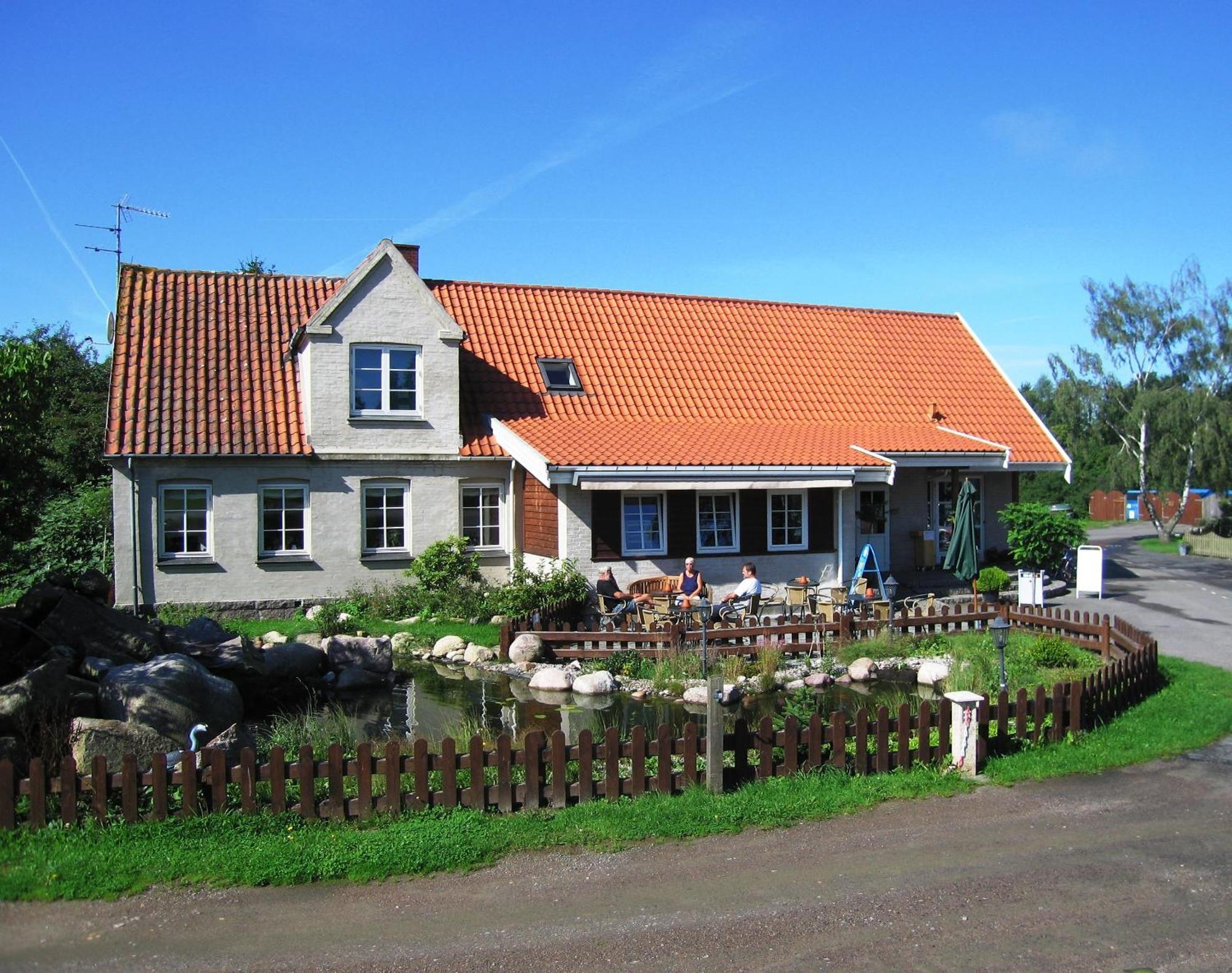 Lyngholt Familiecamping Allinge-Sandvig Exteriör bild